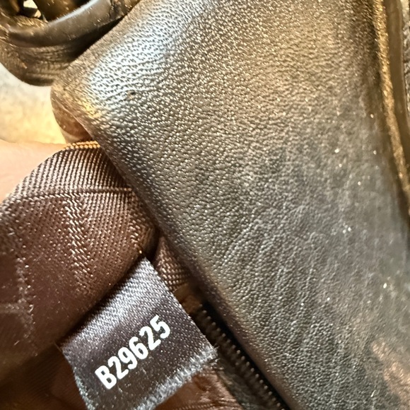 VTG Cole Haan Black Pebble Leather Elegant Crossbody Bag - Picture 8 of 14